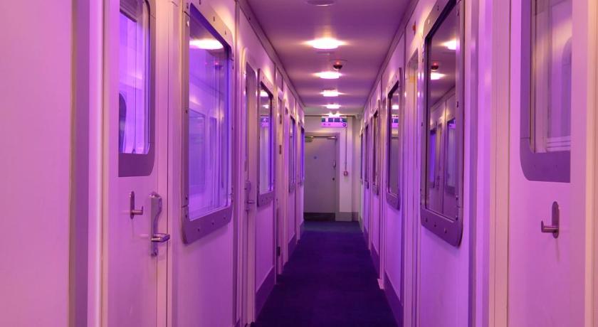 ķ˹صʷذYOTELAIR Amsterdam Schiphol Transit Hotel