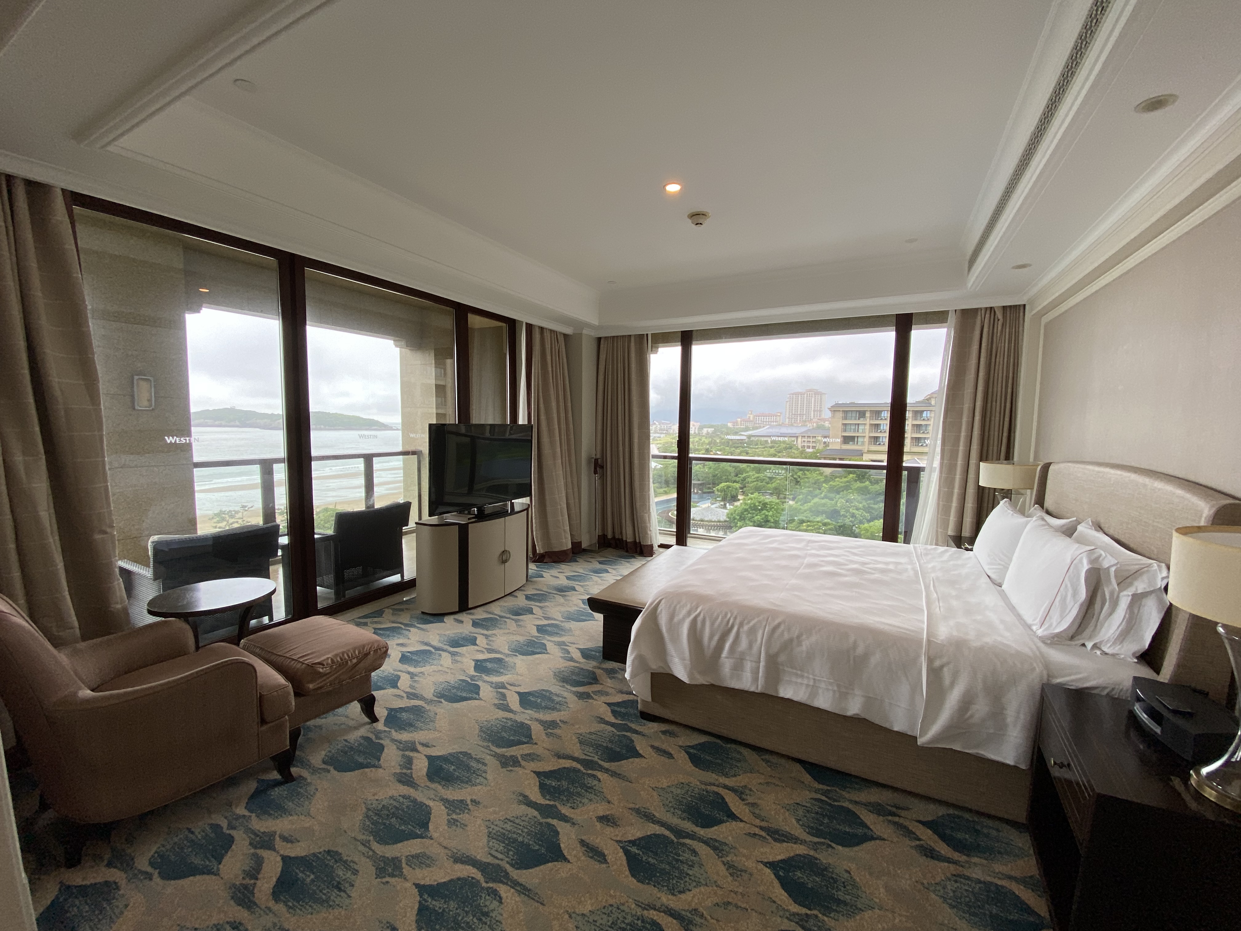 WESTIN  ɽҼ̳˹͡