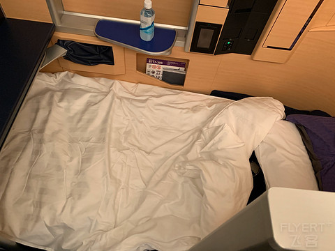 【返美记3】全日空ANA 777头等舱 包舱飞行体验 NRT-ORD暨师生返美攻略 【返美记3】全日空ANA 777头等舱 包舱飞行体验 NRT-ORD暨师生返美攻略
