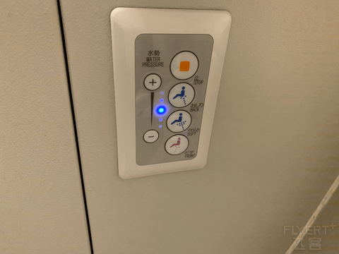 【返美记3】全日空ANA 777头等舱 包舱飞行体验 NRT-ORD暨师生返美攻略 【返美记3】全日空ANA 777头等舱 包舱飞行体验 NRT-ORD暨师生返美攻略