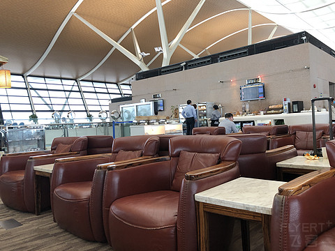 国航墨镜侠A359公务舱&浦东机场90号国航休息室体验