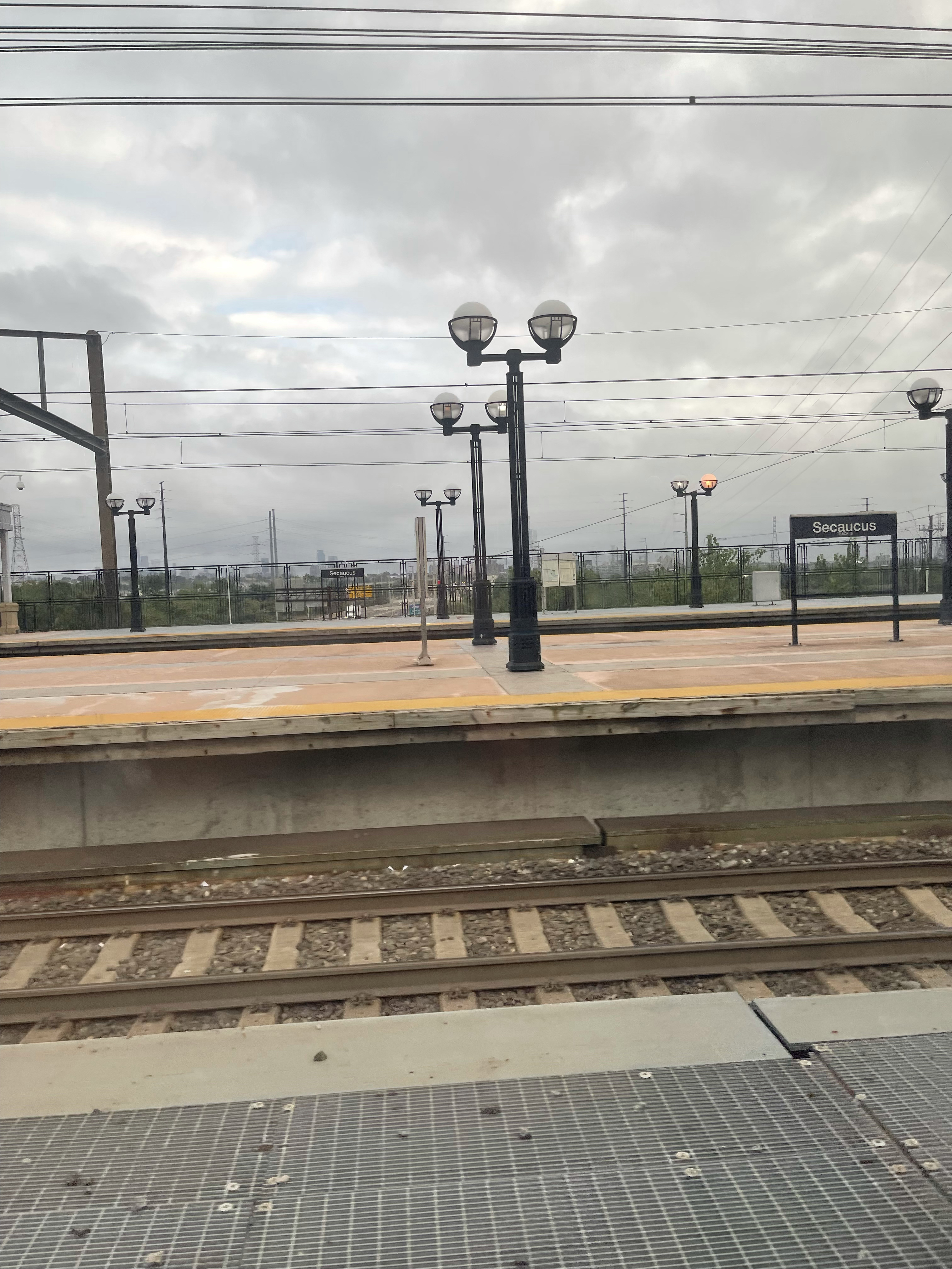 ʰ 4-ʵж֡׷AmtrakNortheast Regional