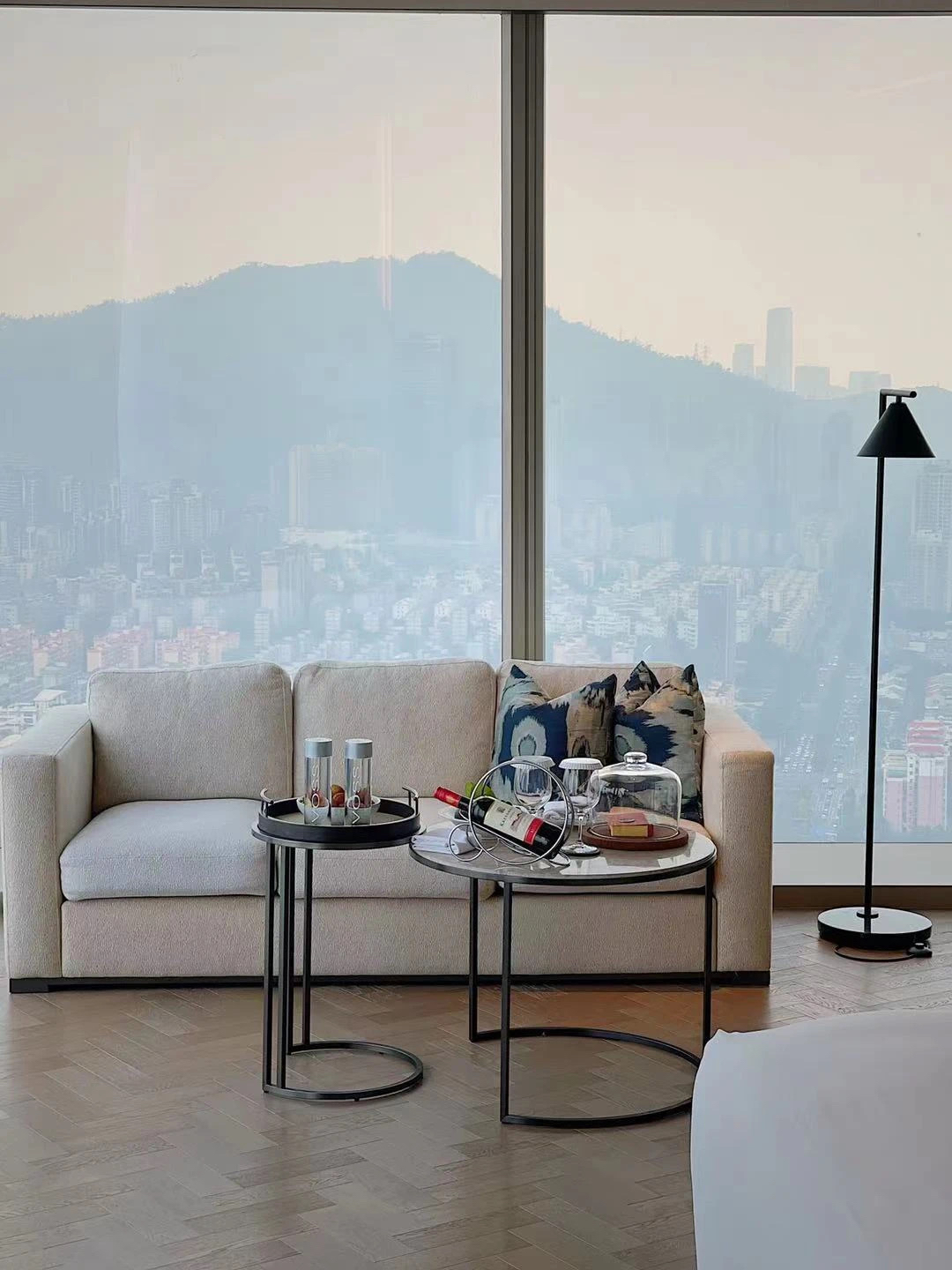 ƶ˾ƵݻRaffles ShenZhen