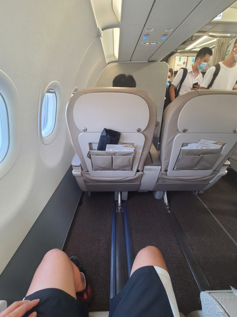 323执飞的东航石家庄-上海浦东公务舱飞行报告；MU5232 SJW-PVG