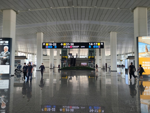 323执飞的东航石家庄-上海浦东公务舱飞行报告；MU5232 SJW-PVG