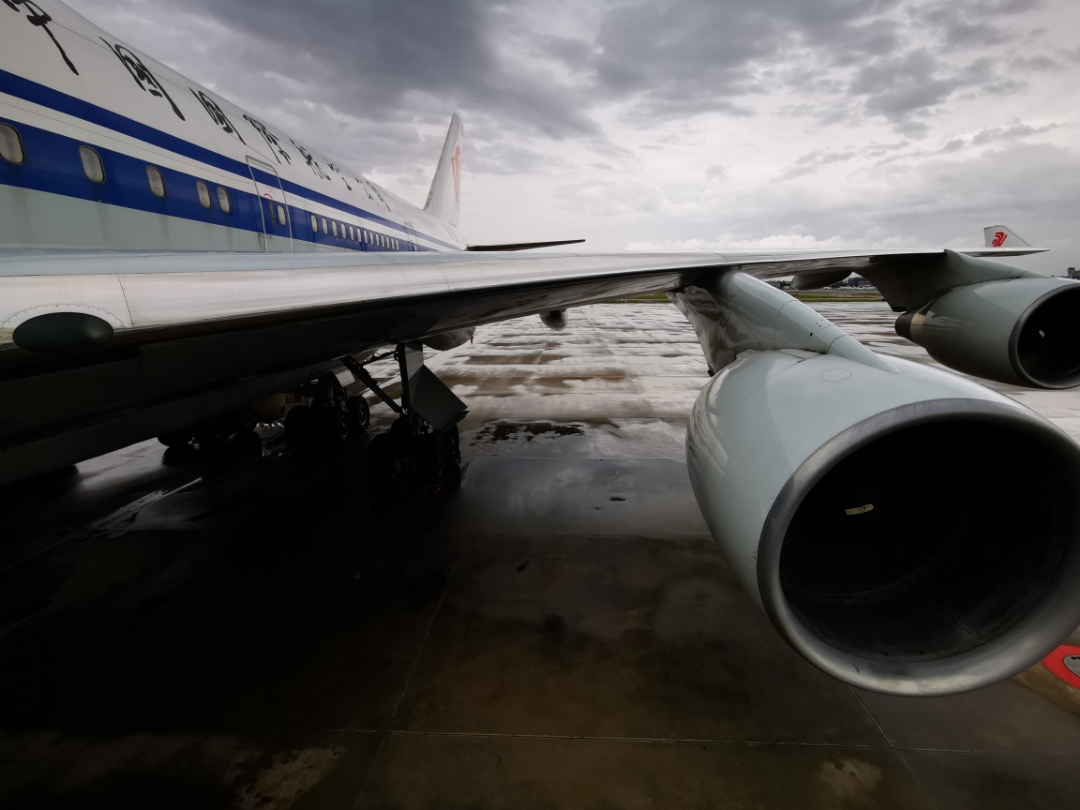 B-2447 B747-400 б