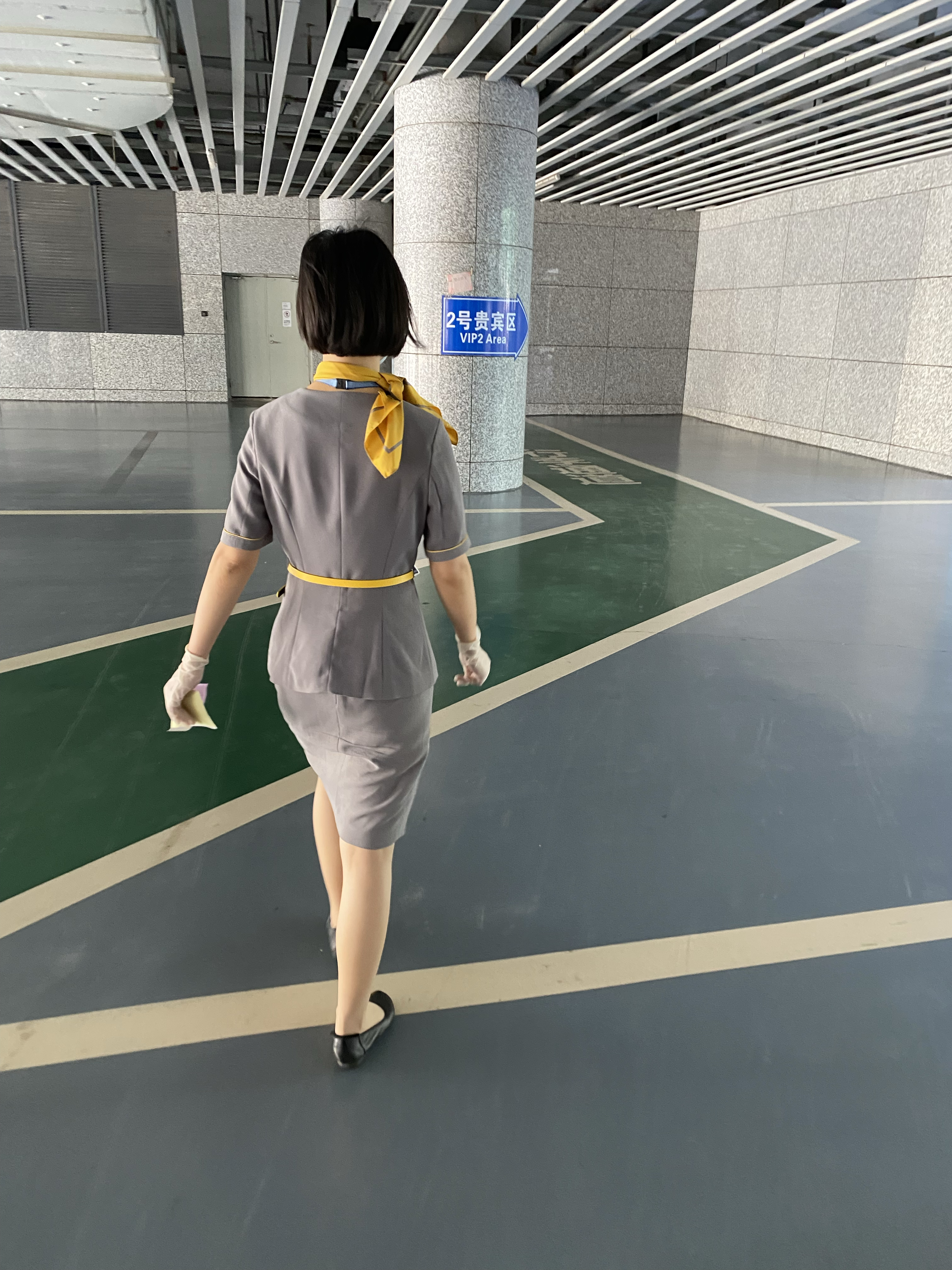 人㷢飬ھһˣ徲~ڶ䣬ʳȶУС֪ͨǻ