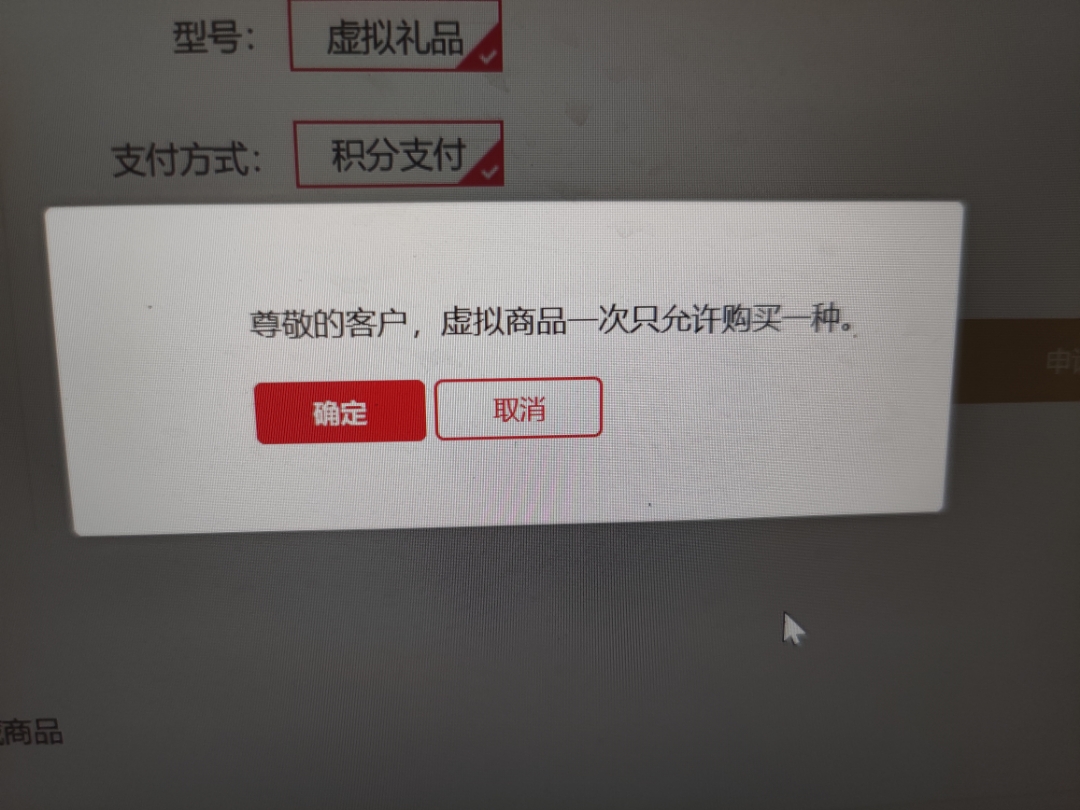 лַ