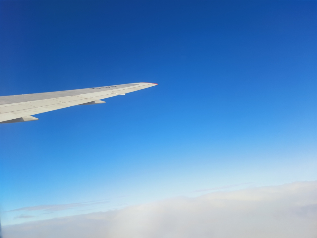 22.9767-300Azur Airʥ˵ñ-Ī˹