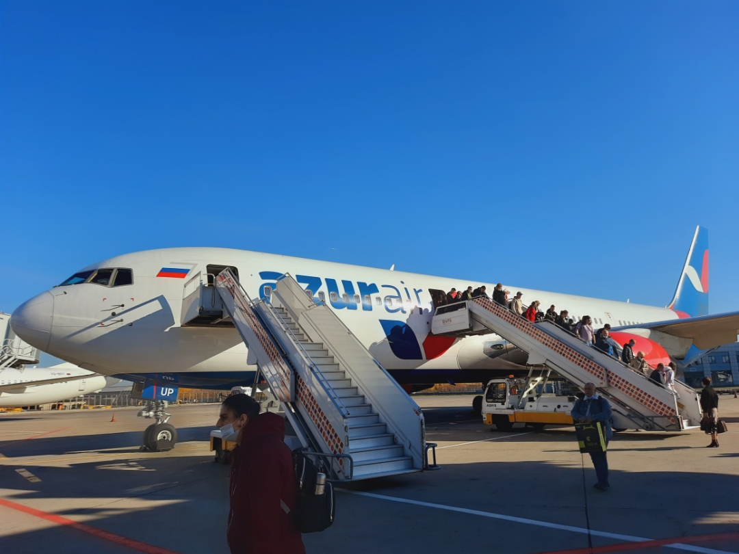 22.9767-300Azur Airʥ˵ñ-Ī˹