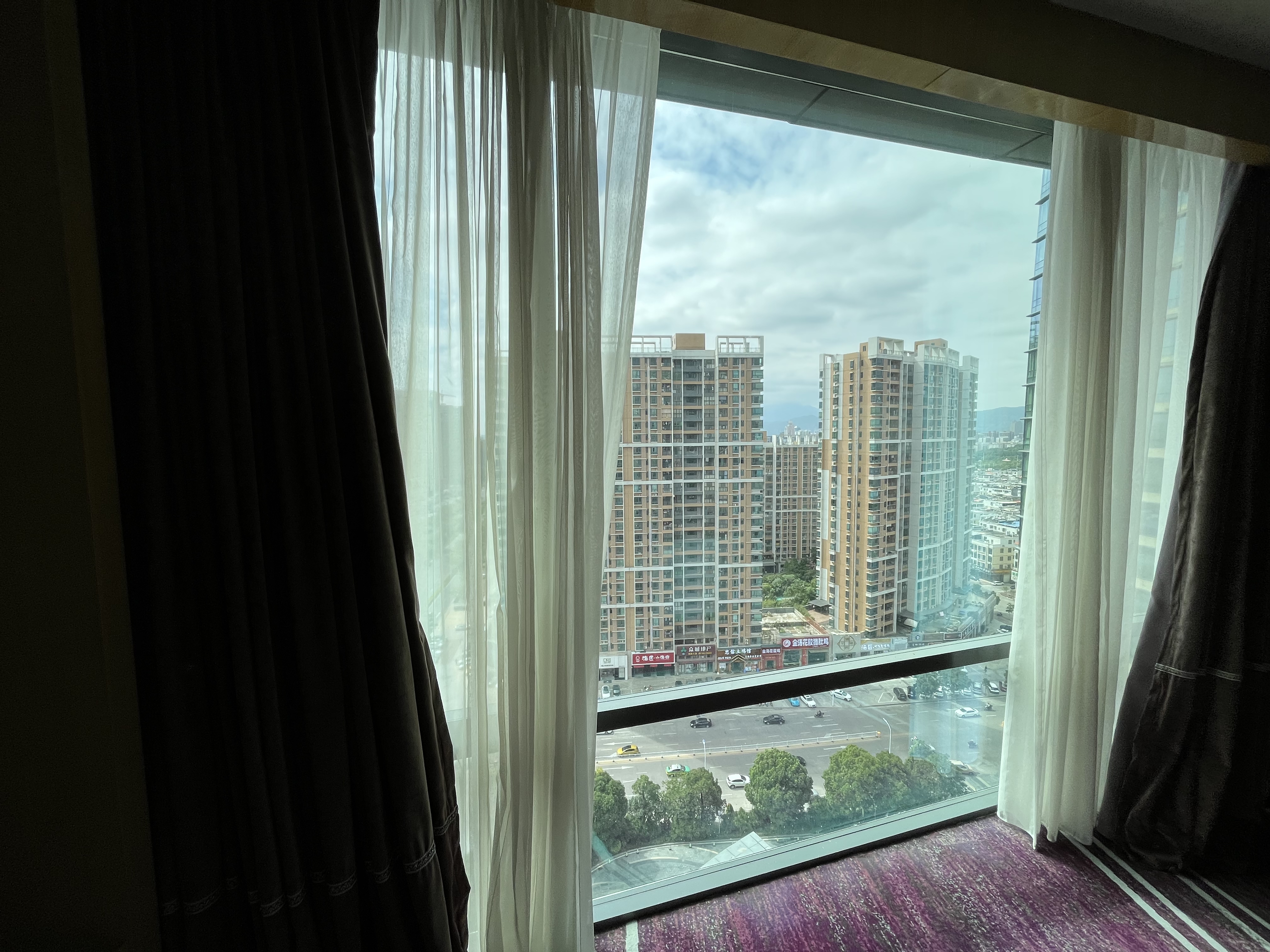 DT by Hilton HeyuanԴ㾰ϣ־ƵǷ King Premier Executive Room