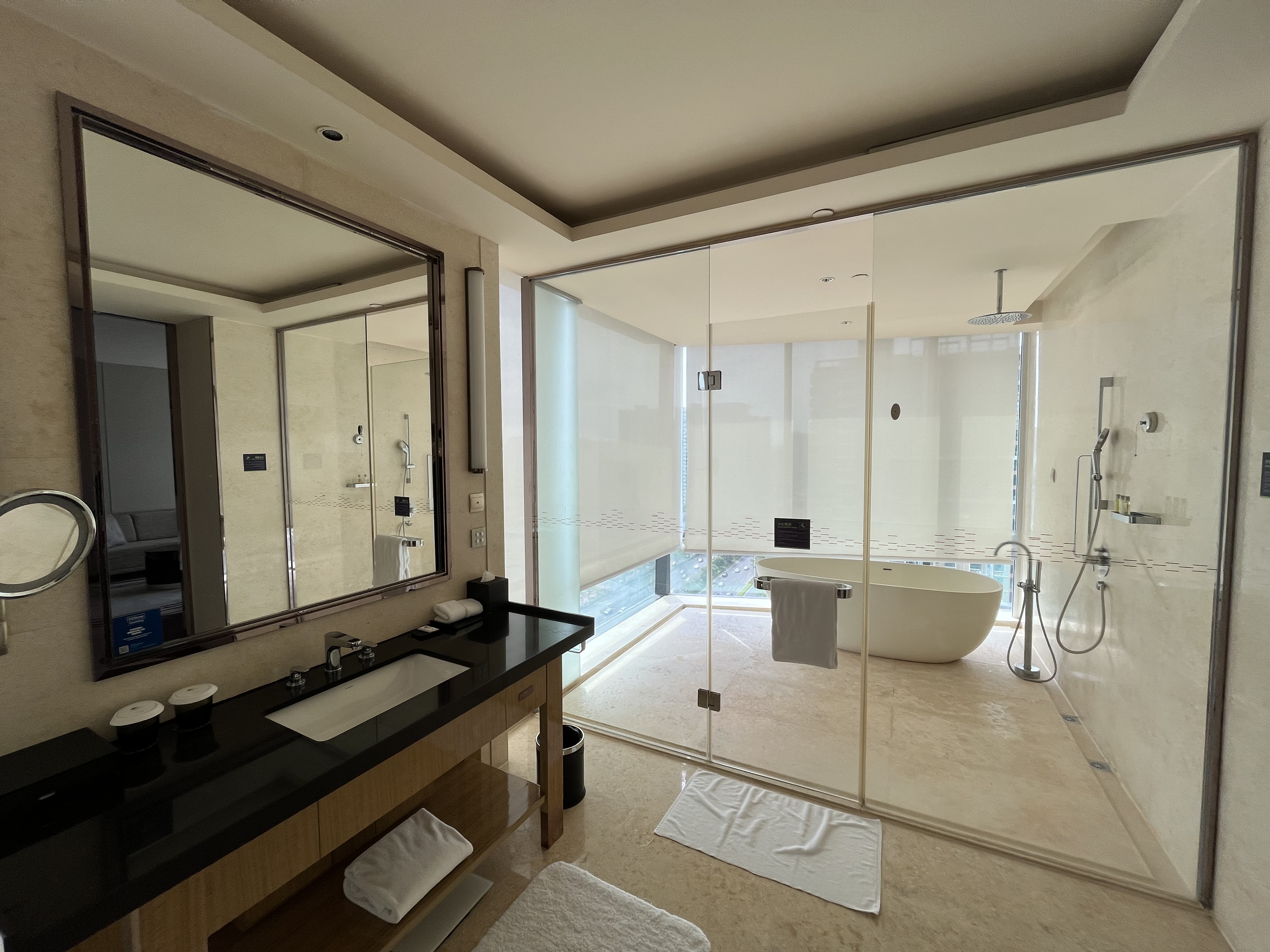 DT by Hilton HeyuanԴ㾰ϣ־ƵǷ King Premier Executive Room