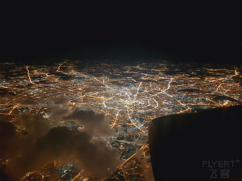 【璀璨夜空下的莫斯科】乌拉尔航空LED-DME