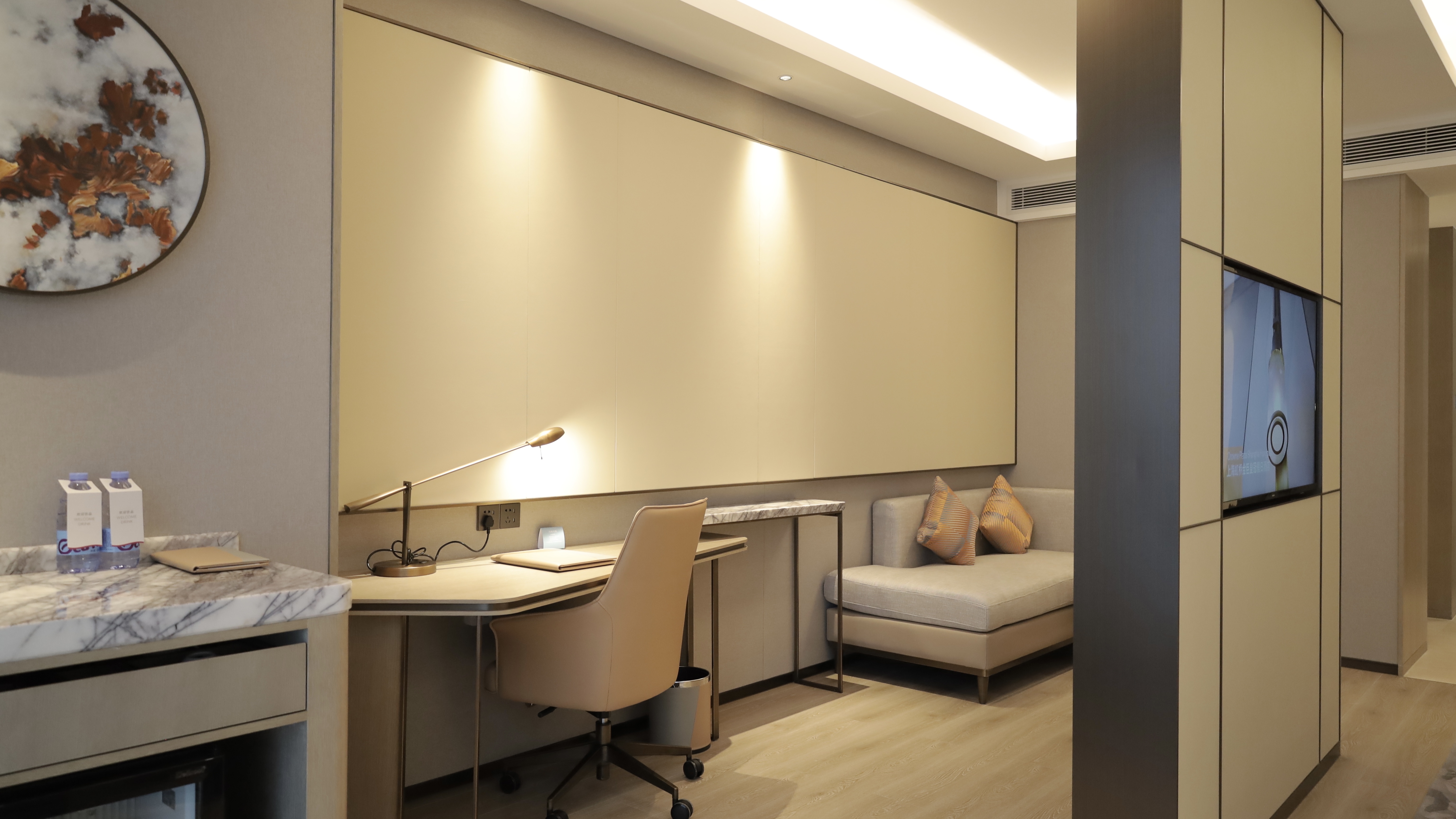 Living In Hotel  ɳʹڼվƵ New Opening 🎉 ׷