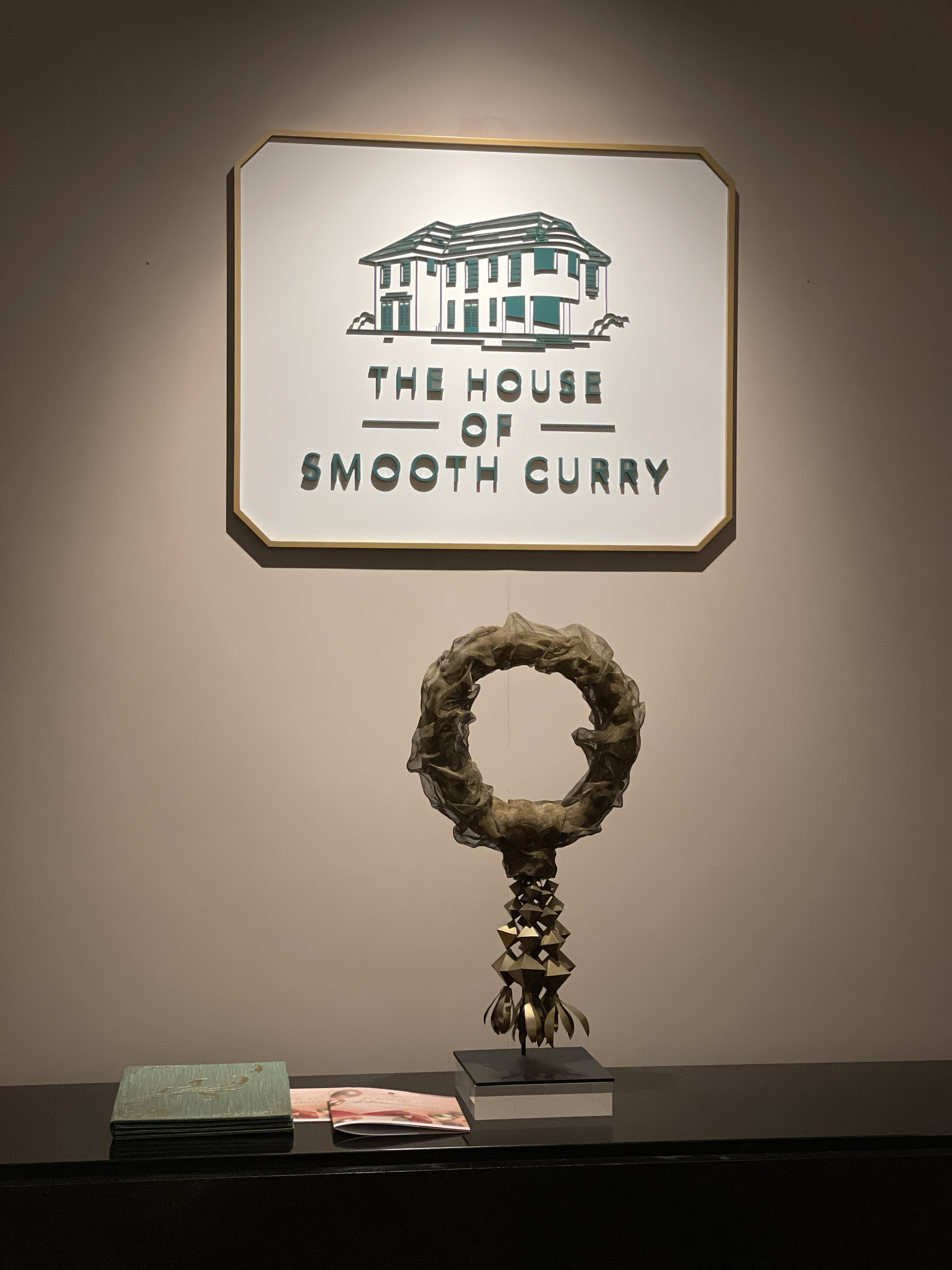 The House of Smooth Curry - ̩ʽThe Athenee Hotel ţ