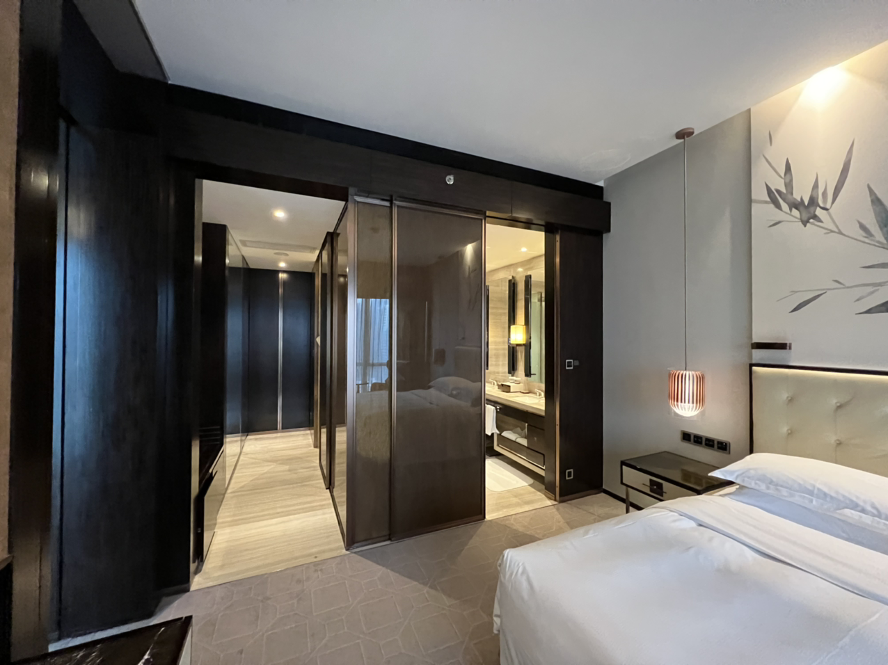 Hilton Shenzhen Futianڴлϣٸ߼/King Premier One Bedroom Suite