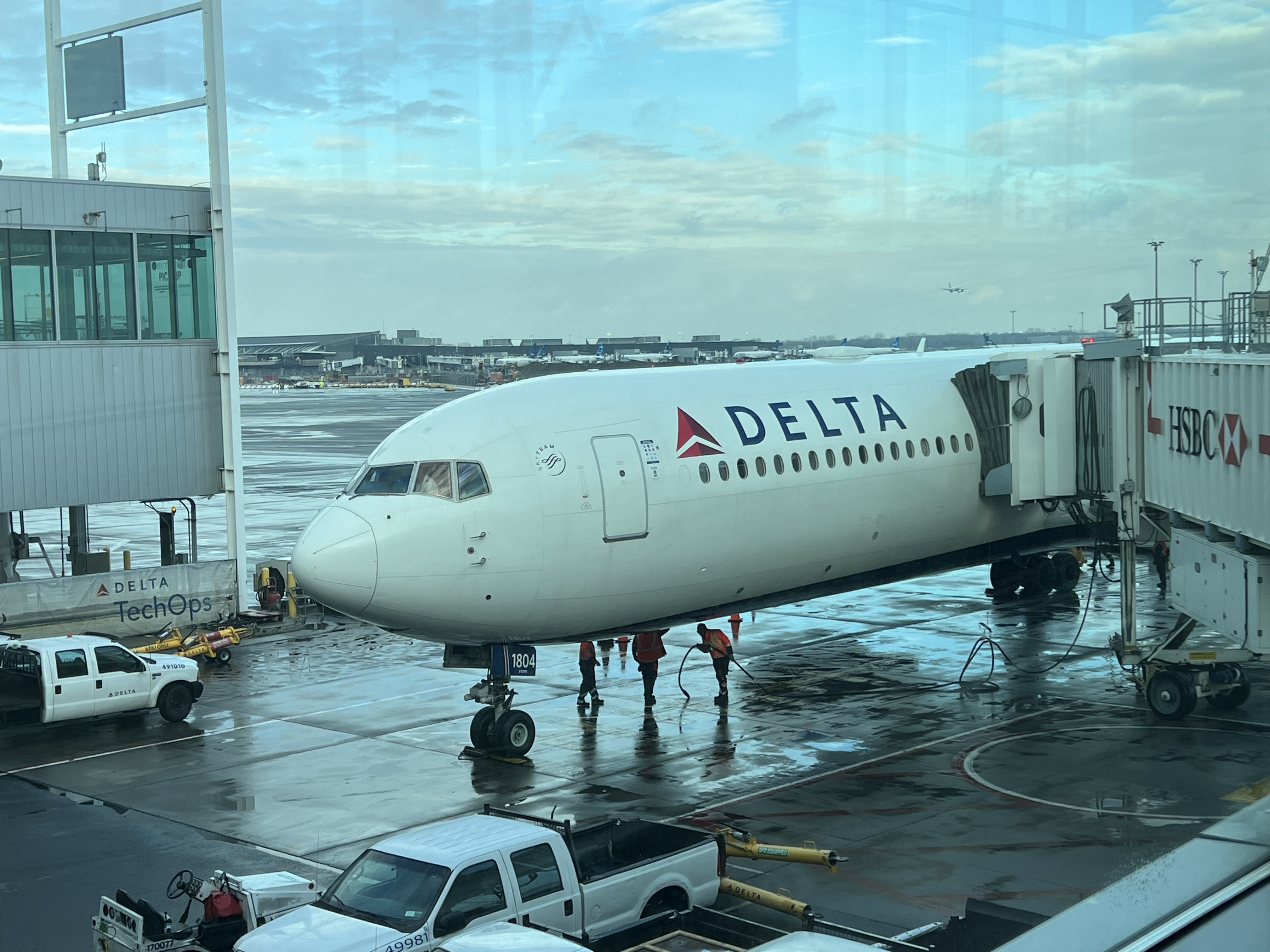 ʥDelta One LAS-JFK 767-400