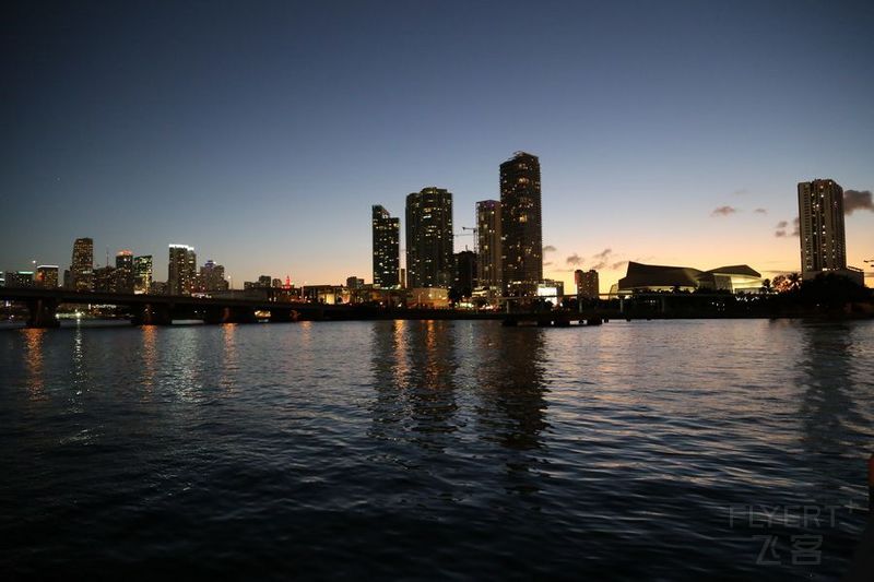 Miami Downtown at Night (3).JPG