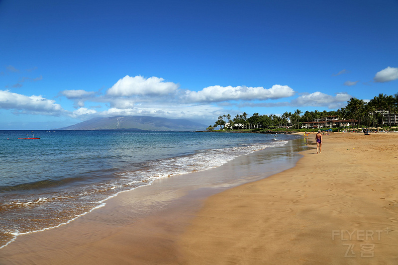 Maui--Grand Wailea a Waldorf Astoria Resort Beach and Beach Sunset (4).JPG