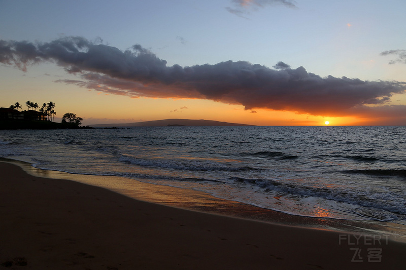 Maui--Grand Wailea a Waldorf Astoria Resort Beach and Beach Sunset (13).JPG