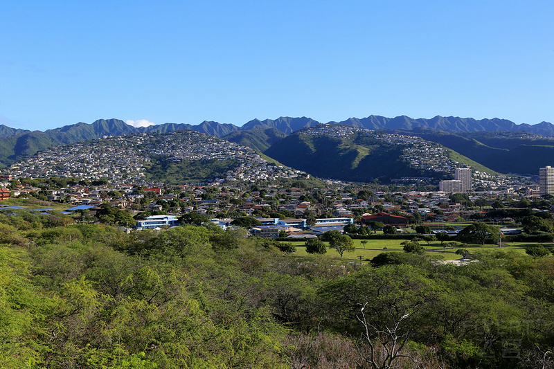 Oahu--Diamond Head State Monument (13).JPG