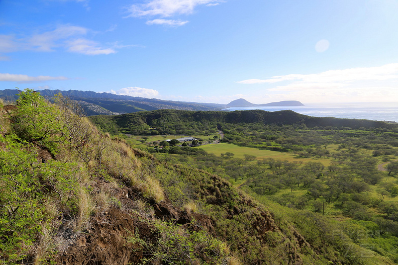 Oahu--Diamond Head State Monument (20).JPG