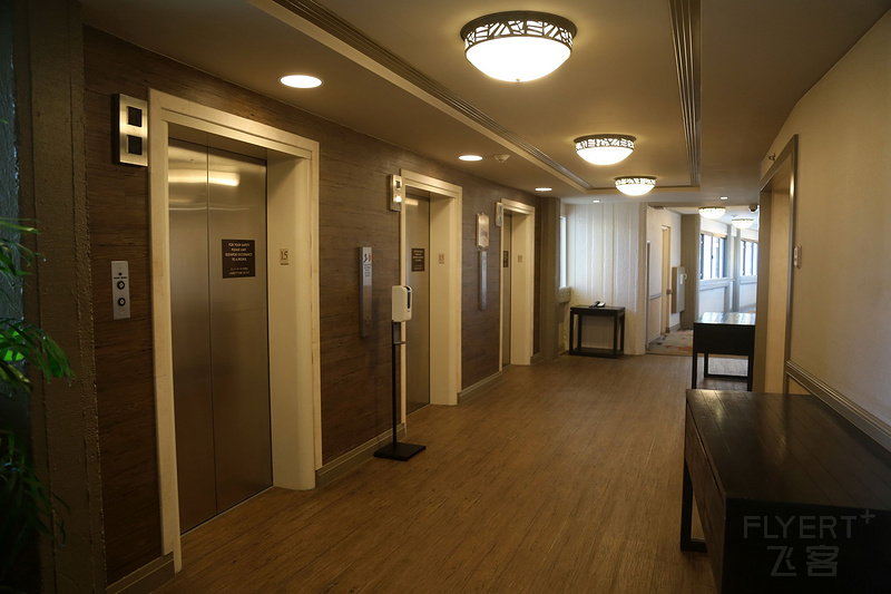 Oahu--The Royal Hawaiian a Luxury  Collection Resort Malulani Tower Lobby (1).JPG