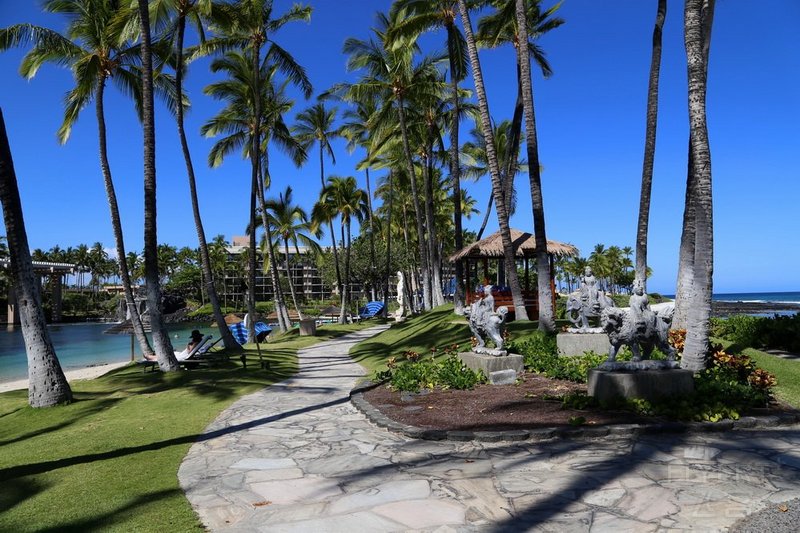 Big Island--Hilton Waikoloa Village Lagoon (20).JPG