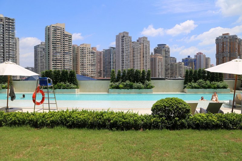 Xiamen--Waldorf Astoria Xiamen Pool and Garden (11).JPG
