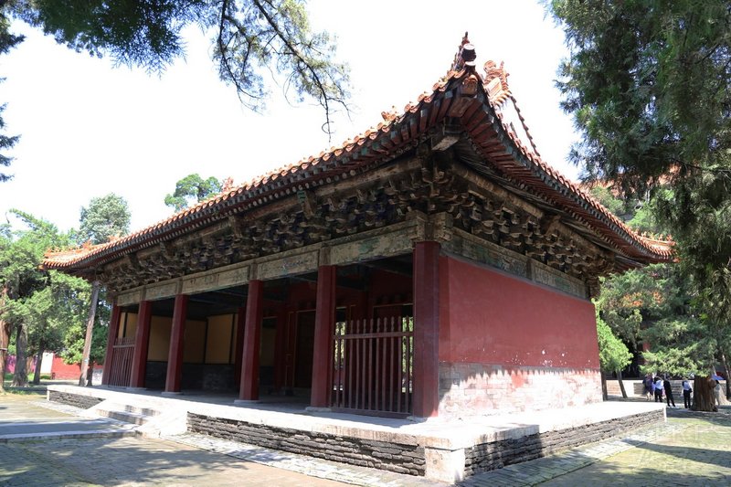 Qufu--Confucius Temple and Mansion (16).JPG