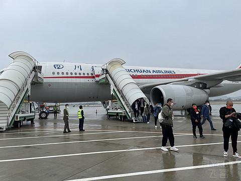 虎年第一次飞行-川航成都-汕头3U8791航班一览