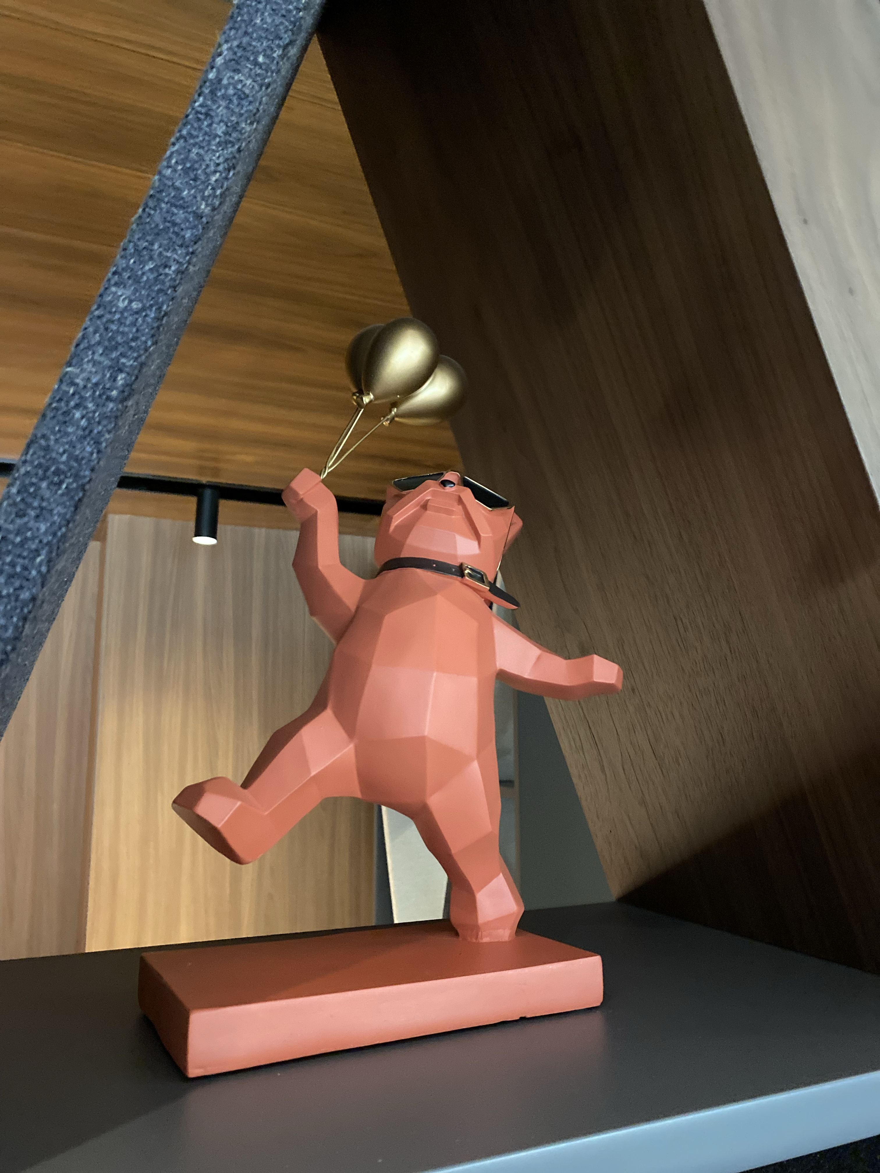 Ƶ
