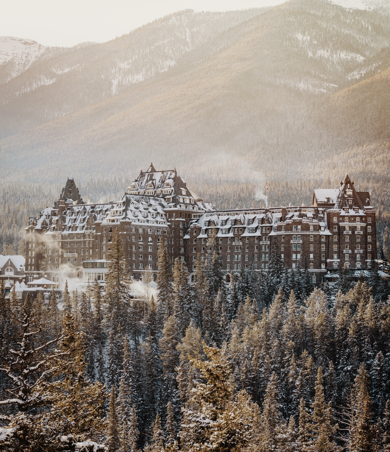 Castle in the mountains  ѶɰȪǱƵ ס