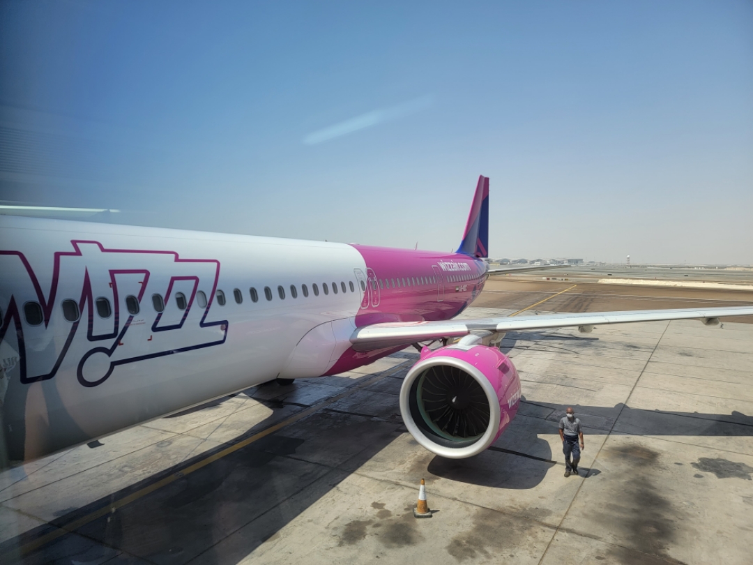 Wizzair AbuDhabi5W-ŵ