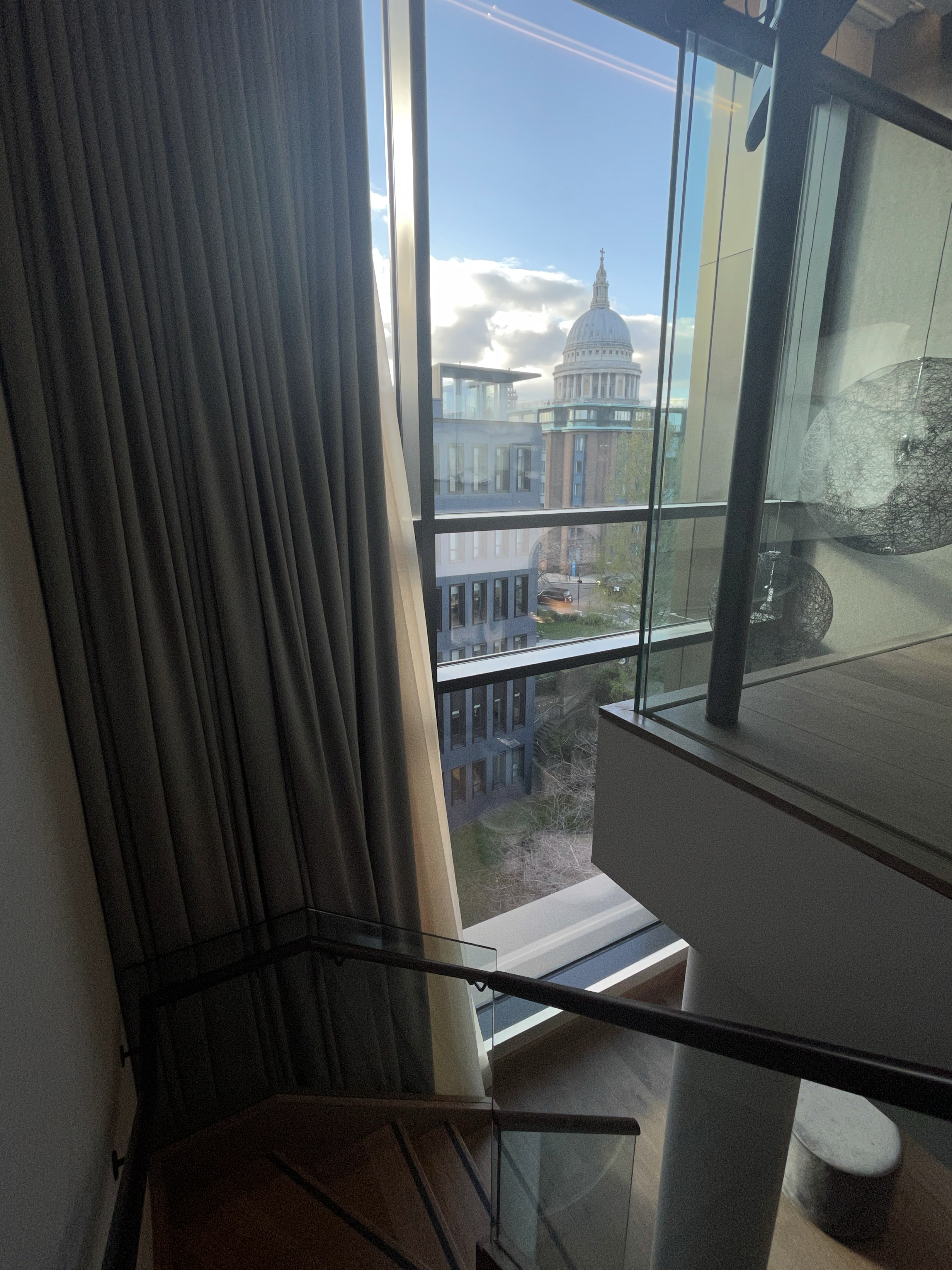 ׶˹͡Ƶʥ޸ʽ׷Duplex suite, The Westin London City