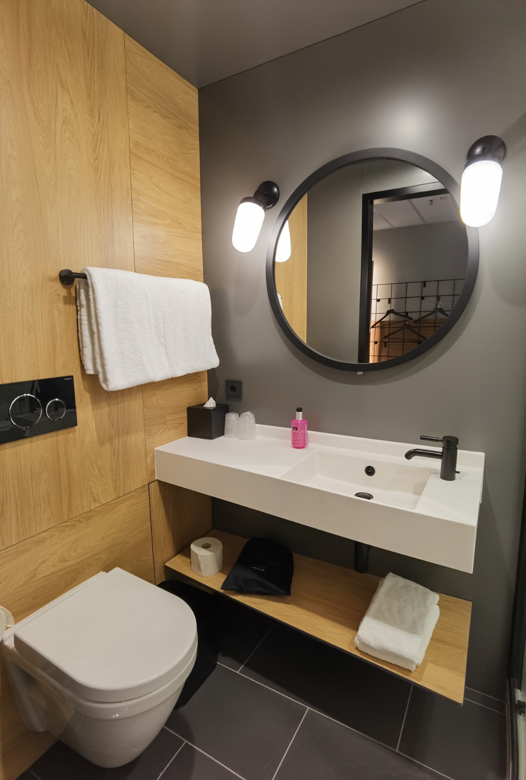 ׷ City Center Moxy Dsseldorf