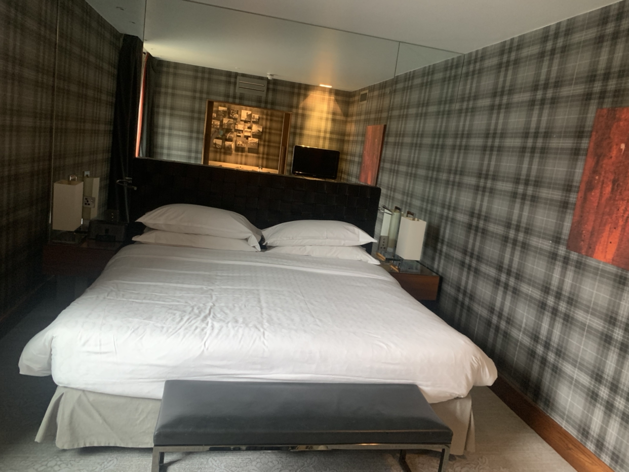 ϲǾƵǱSheraton Grand Hotel & Spa Edinburge Castle suite