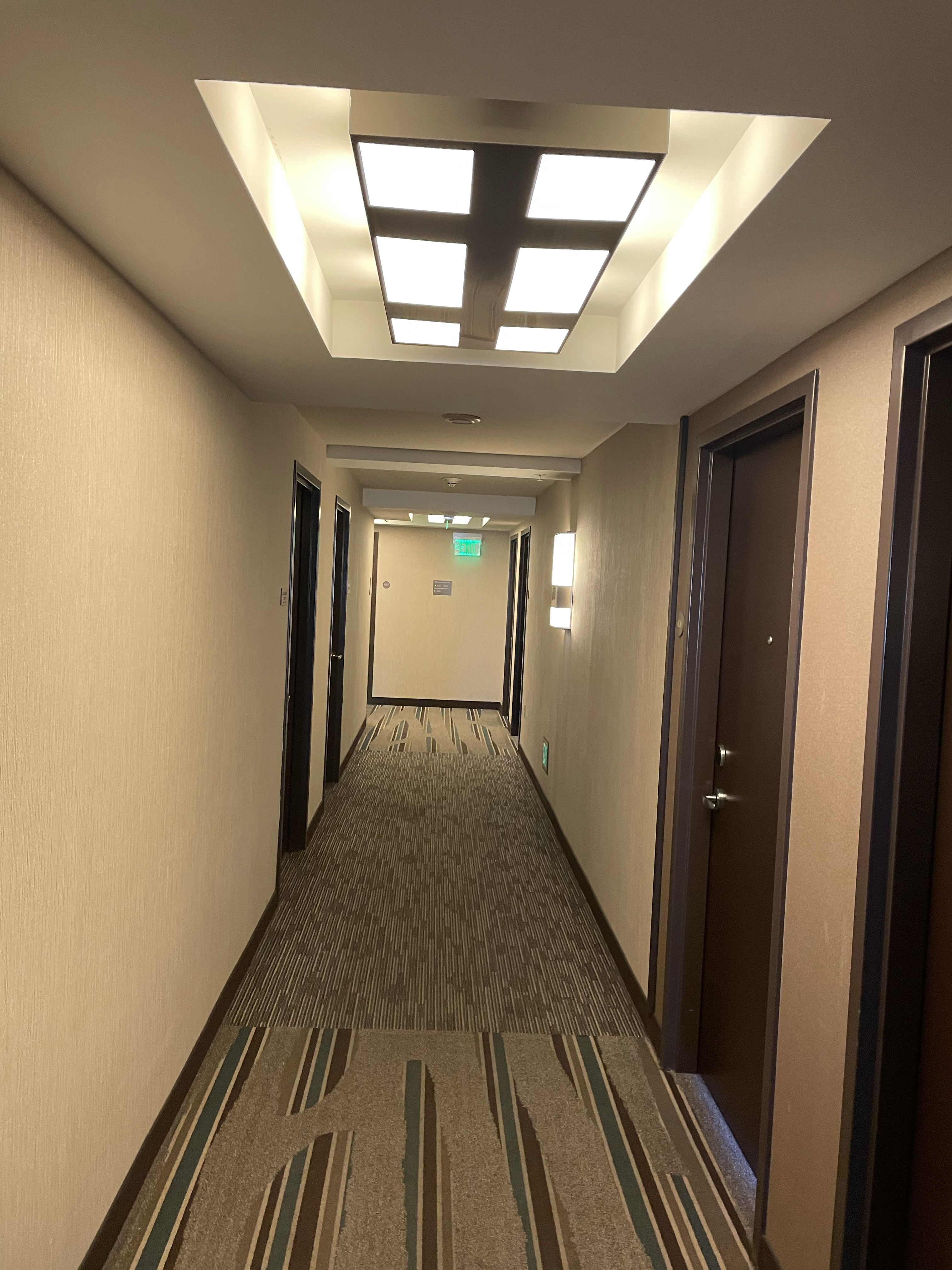 ɿüƵHyatt Place Champaign/Urbana߲˫