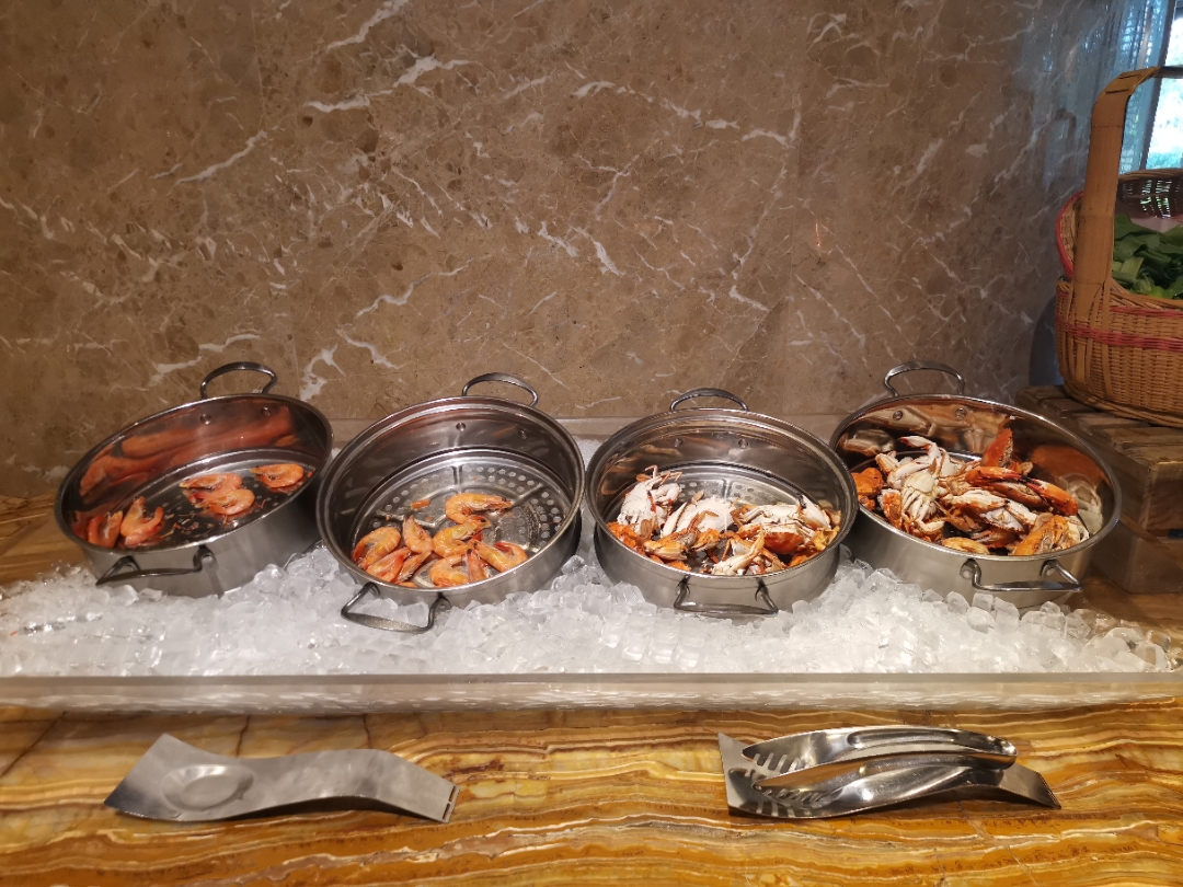 ൱һ㣺Եϣ־Ƶ@CIRCLE LUNCH BUFFET