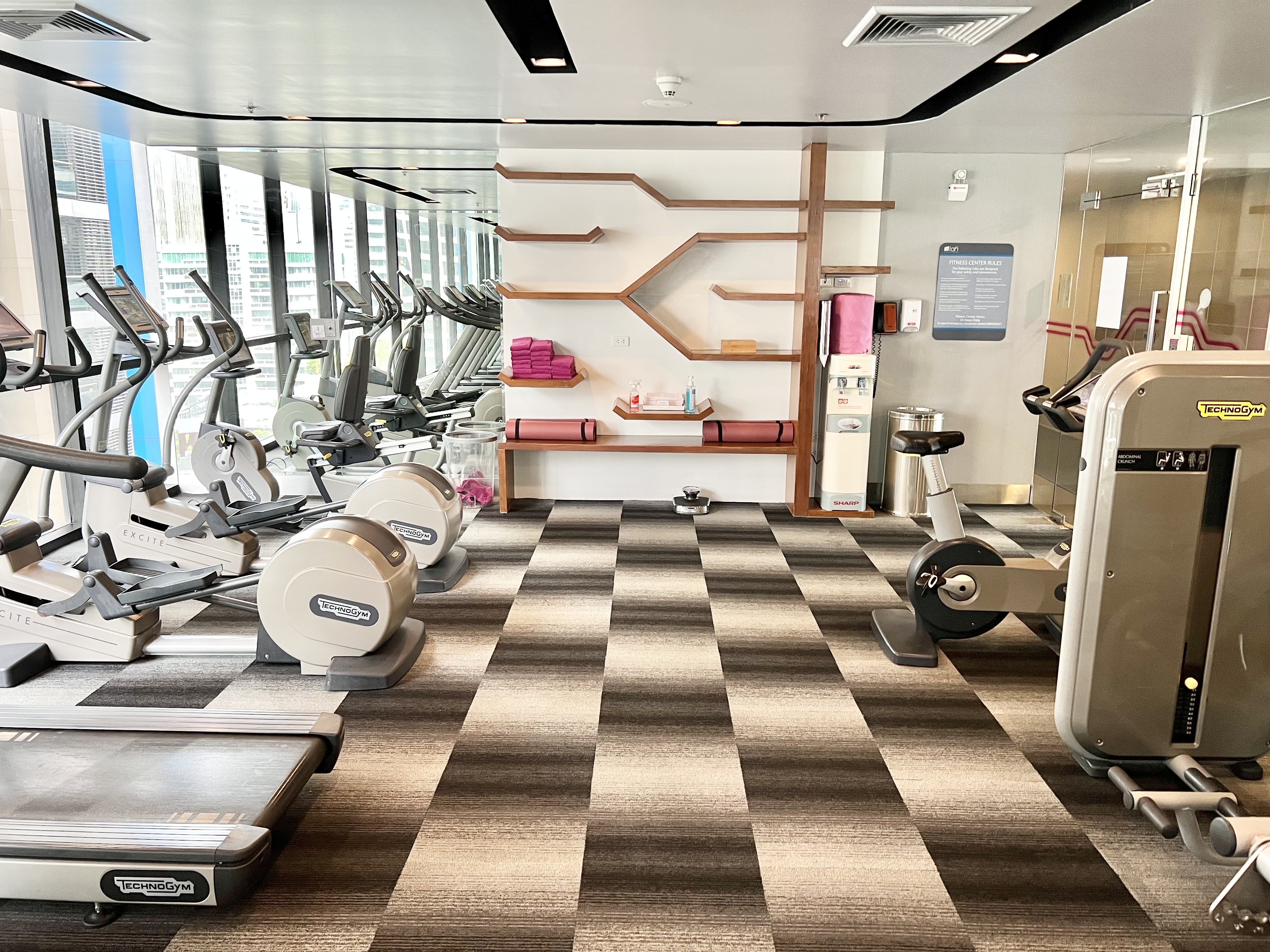 ߵϿ  һ Aloft Bangkok Sukhumvit 11