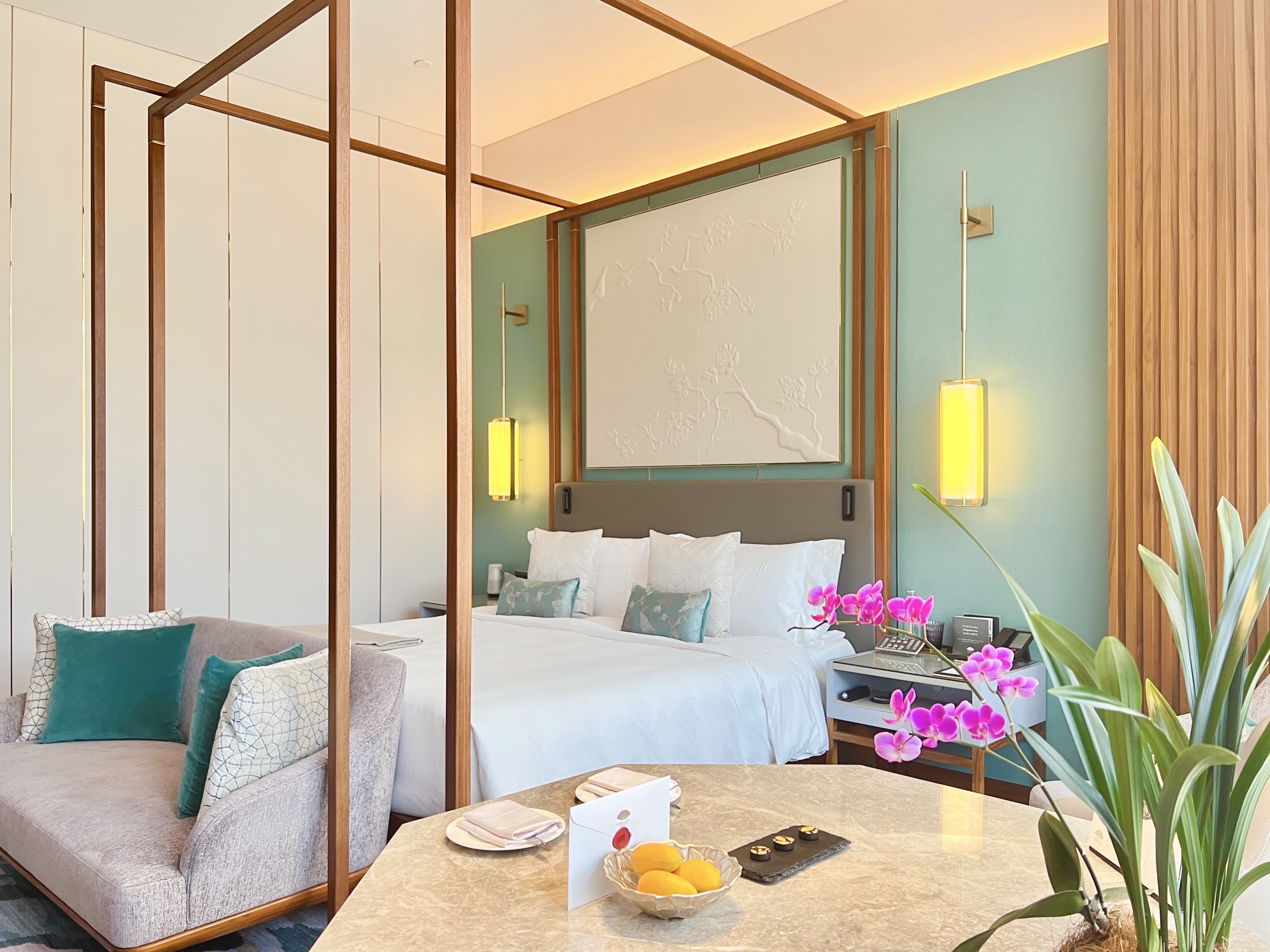 MOdern Love  ĻMandarin Oriental Wangfujing Beijing ¶̨ͷ