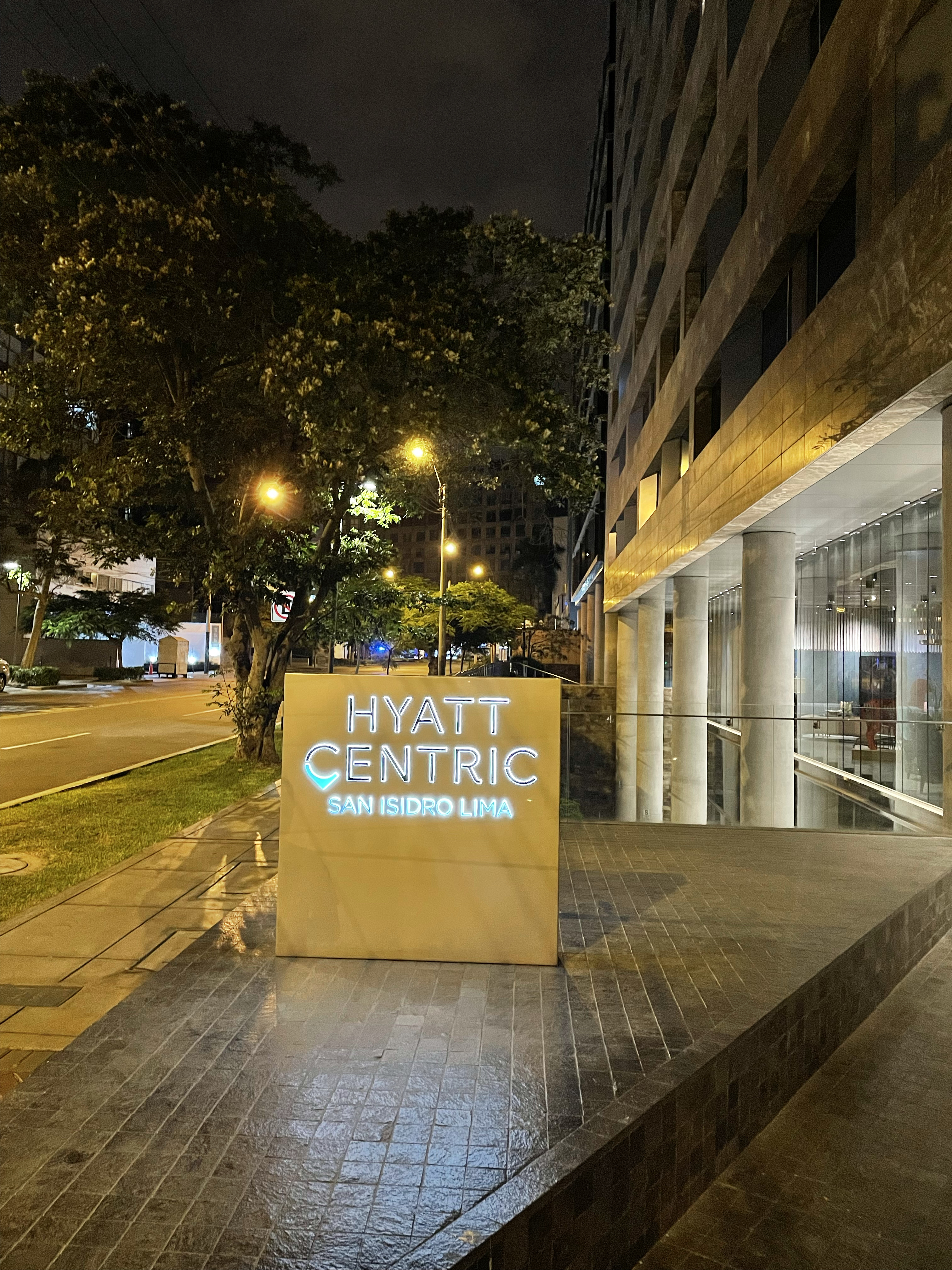 ;ƵHyatt Centric San Isidro Lima˫