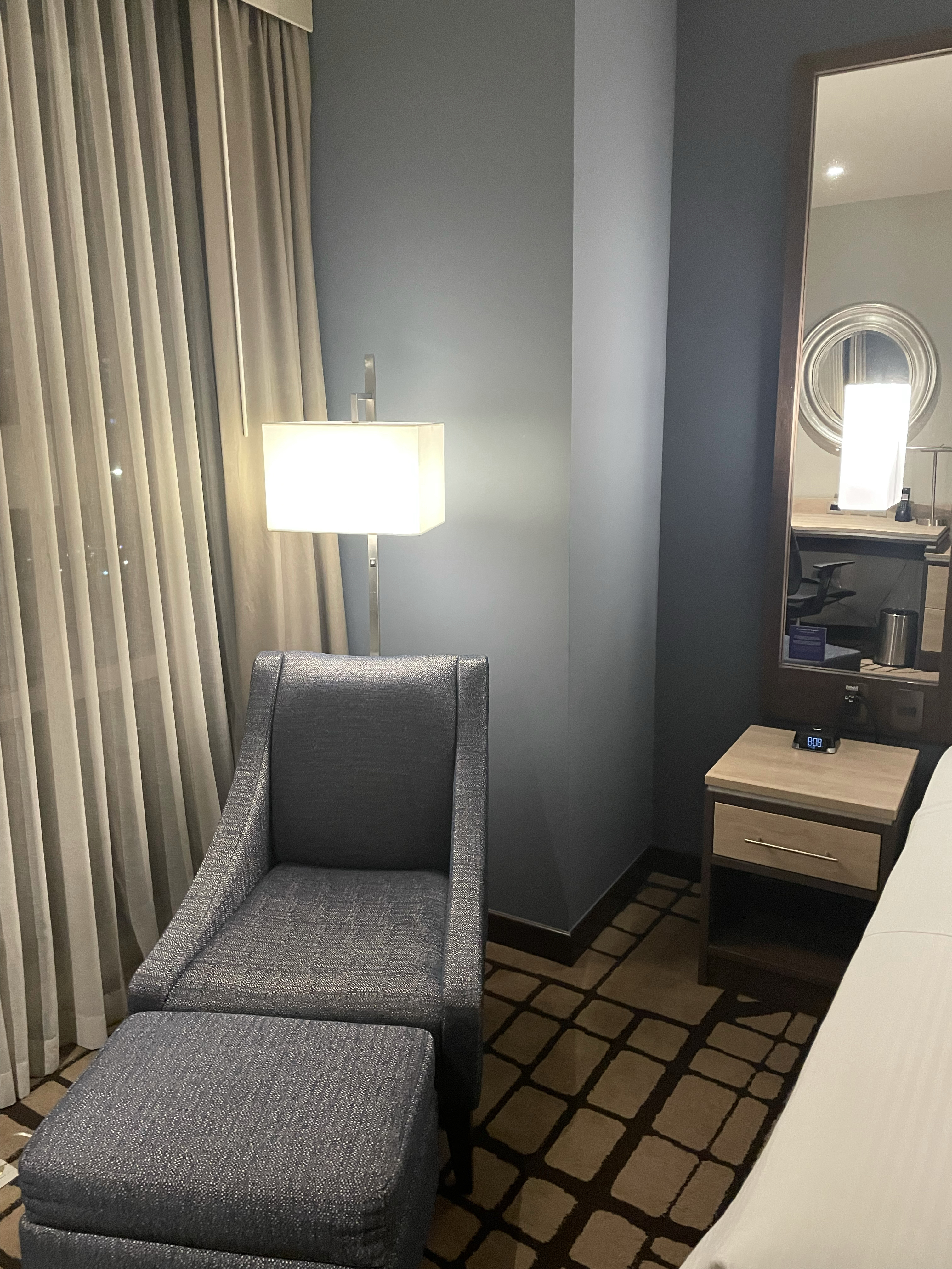 ϣٻ԰ƵHilton Garden Inn Bogota Airport׷