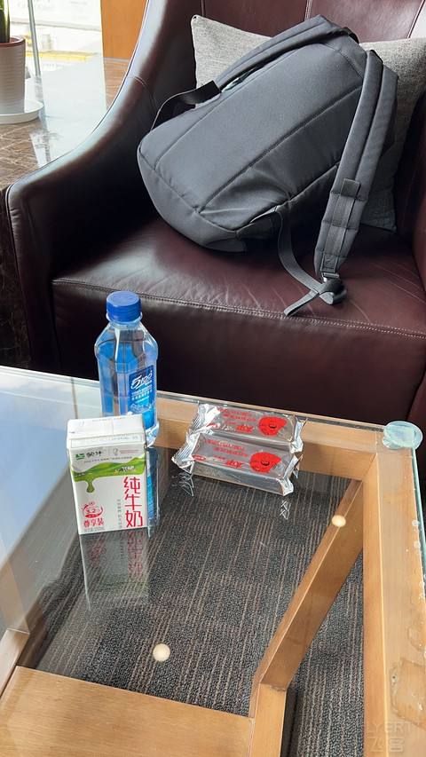 【飞客第一帖】迟来的开年第一飞就遇到签转？CA4046/CA8284公务舱飞行报告