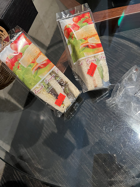 【飞客第一帖】迟来的开年第一飞就遇到签转？CA4046/CA8284公务舱飞行报告