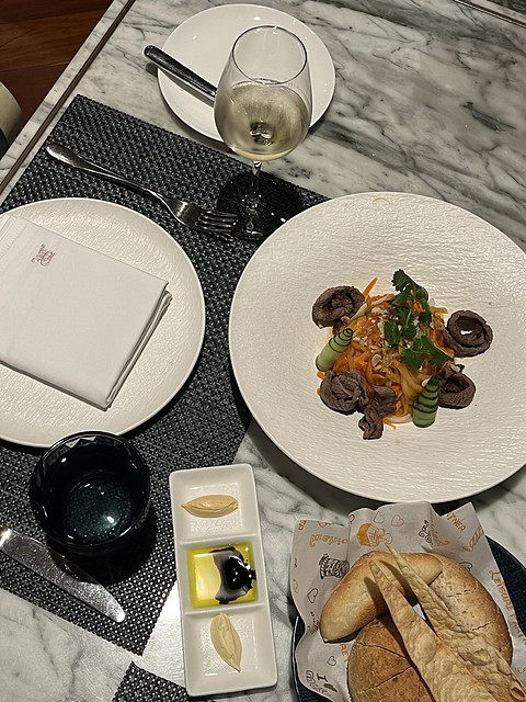 三亚亚龙湾瑞吉度假酒店｜瑞吉套房｜瑞吉虎年限定小老虎&网红泳池