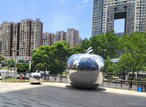 星沙新秀，松雅湖畔，新政下首次入住长沙世景广场皇冠假日酒店