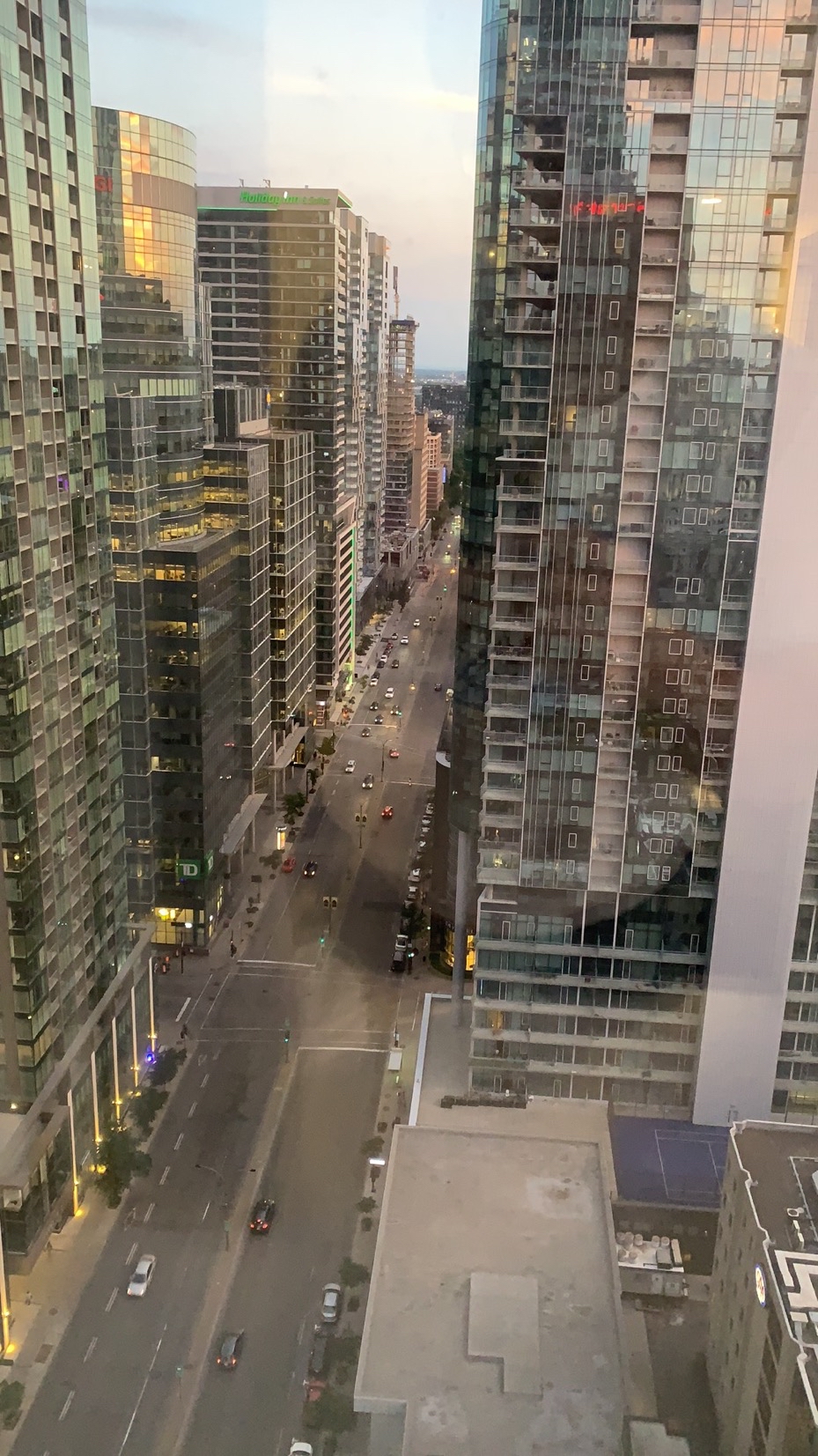 ôϲ Le Centre Sheraton Montréal Hôtel