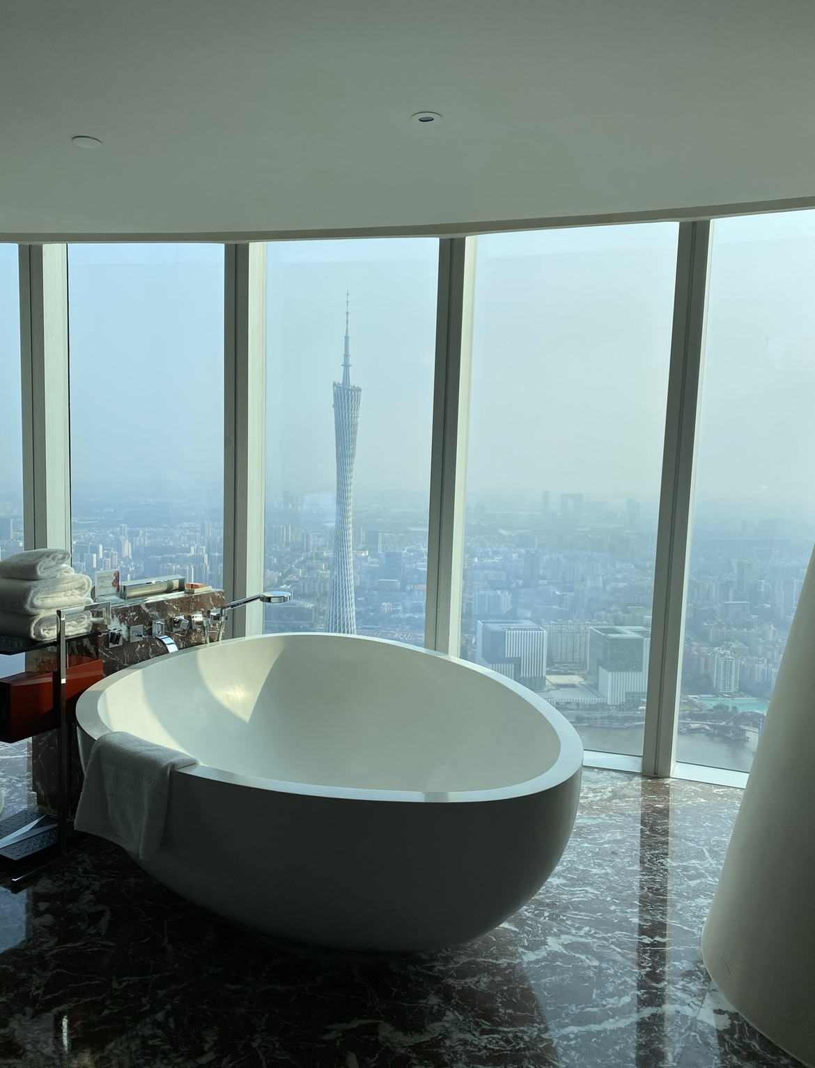 ȥľƵ15 ٿһС 
ļƵ/Four Seasons Hotel guangzhou