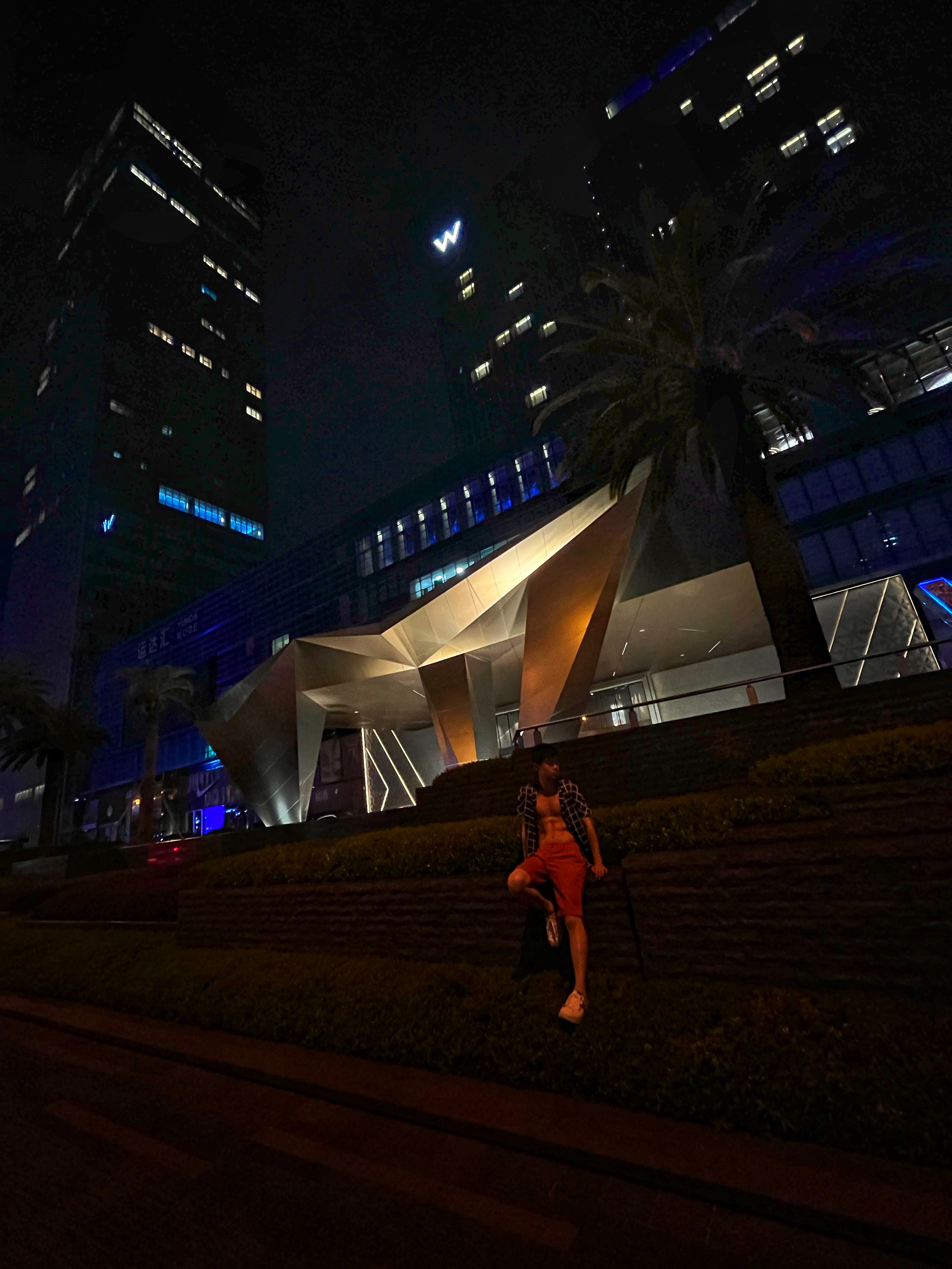 76BɳWǳ  /  / 2022.07 /#AoLee / ǡ